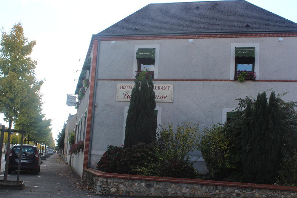 Auberge De La Fontaine 内尔河畔欧比尼 外观 照片