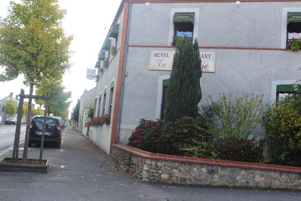 Auberge De La Fontaine 内尔河畔欧比尼 外观 照片