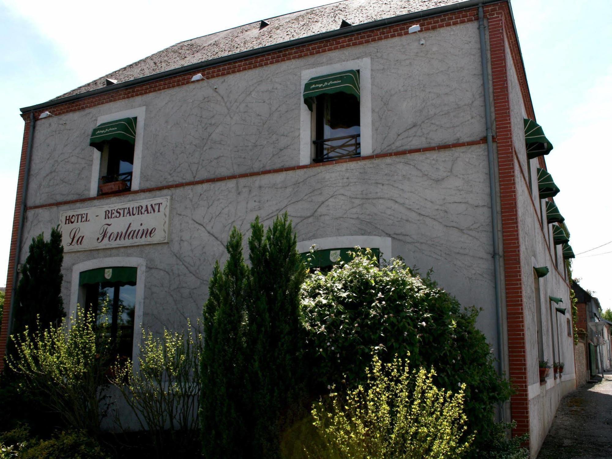 Auberge De La Fontaine 内尔河畔欧比尼 外观 照片